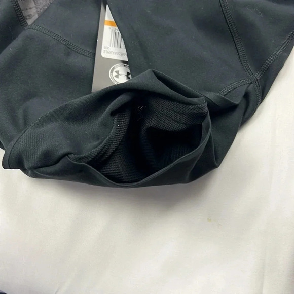 Under Aemour Heat Gear Women’s Small Print Legging NEW - Picture 9 of 13